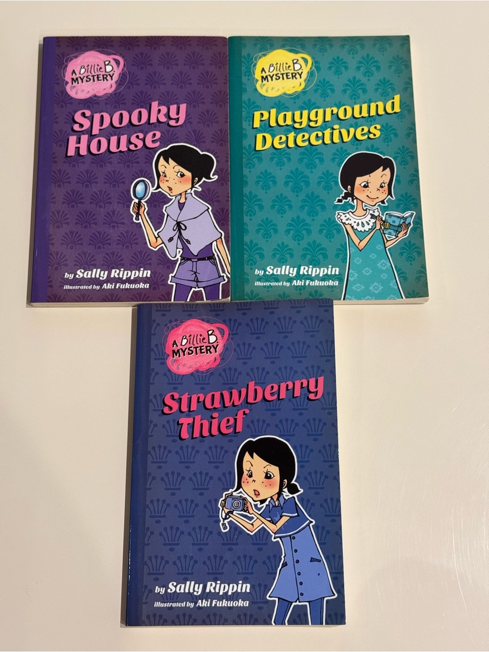 Lot of 3 Billie B. Mystery books, #1, 3, & 4 by Sally Rippin Good cond.